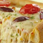 receita-pizza-caseira-dois-queijos