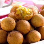 receita-bolinho-chuva-recheado-banana.jpg